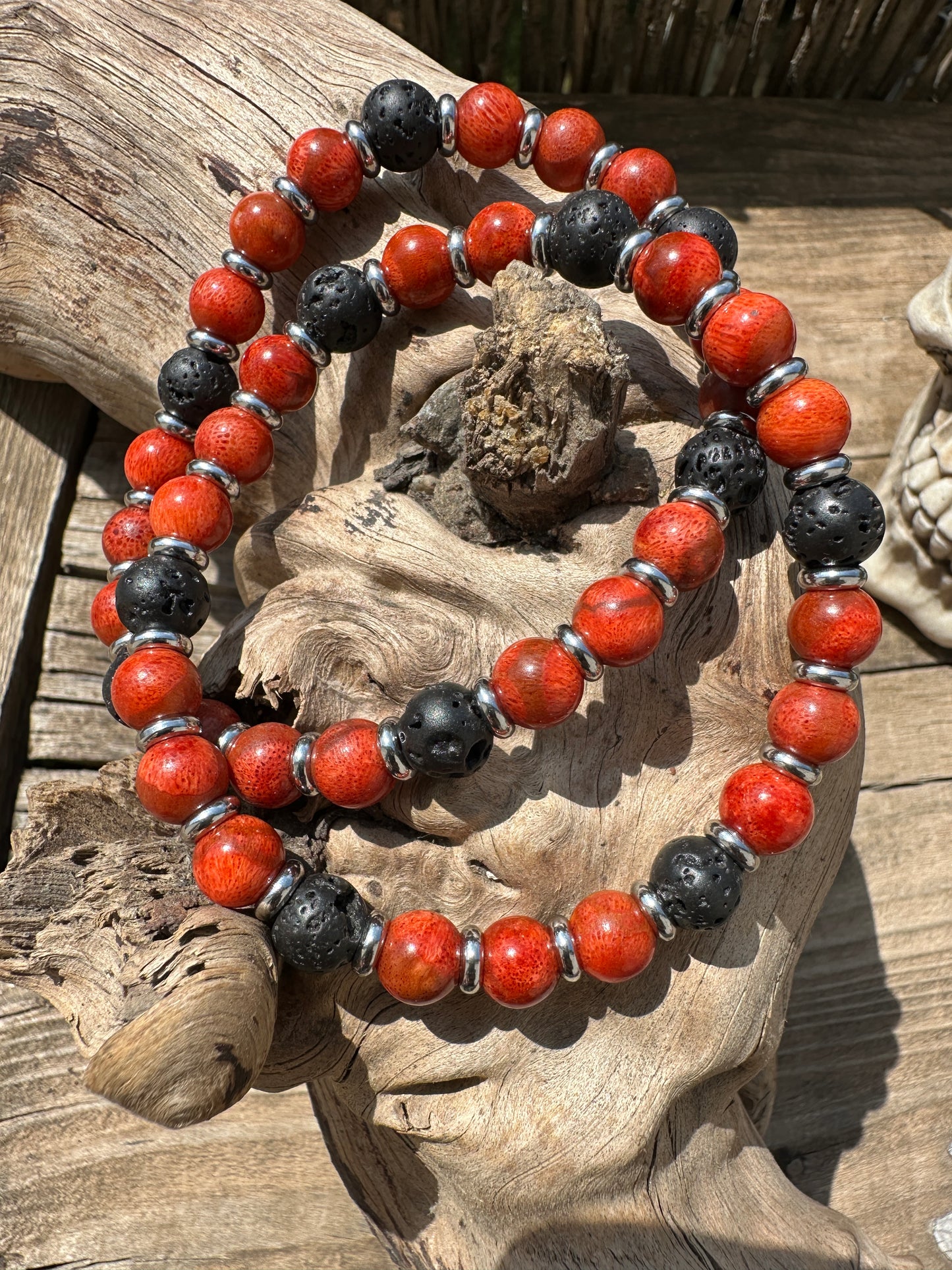 Sponge Coral Bracelet (Lava)