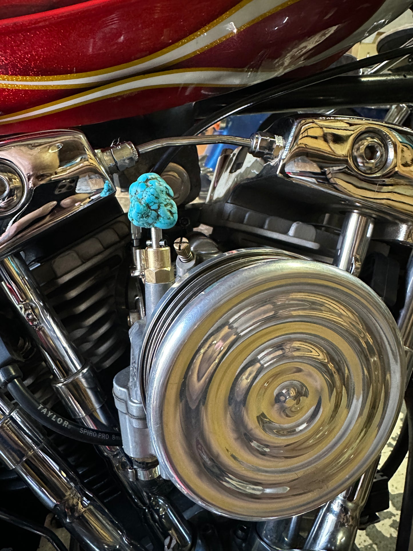 Turquoise S&S Enricher choke knob.