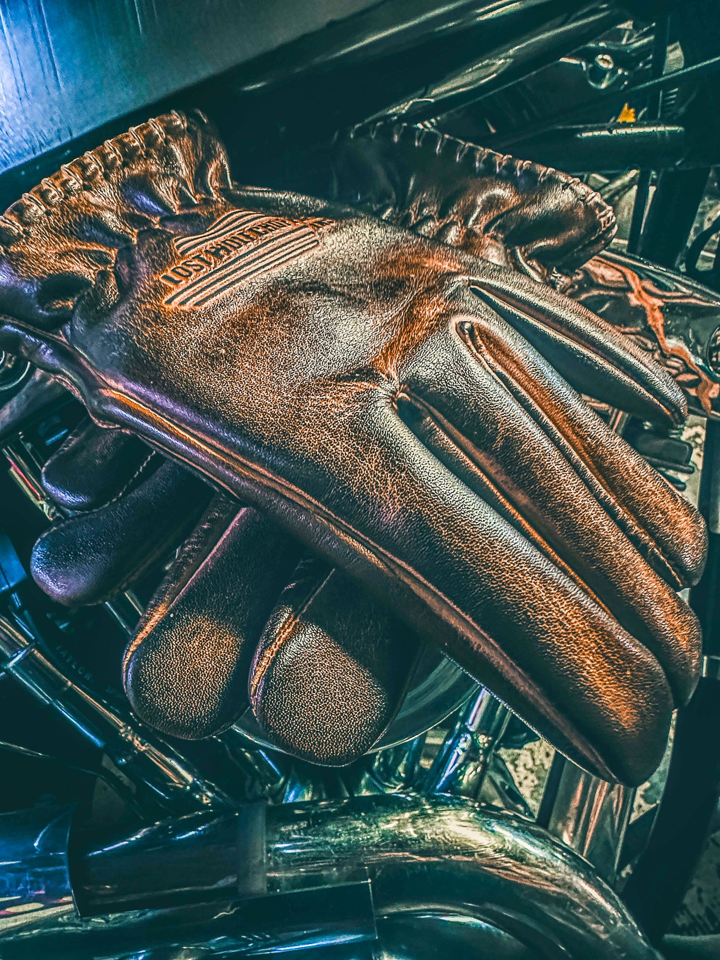 Lost Wolf Choppers Gloves Brown