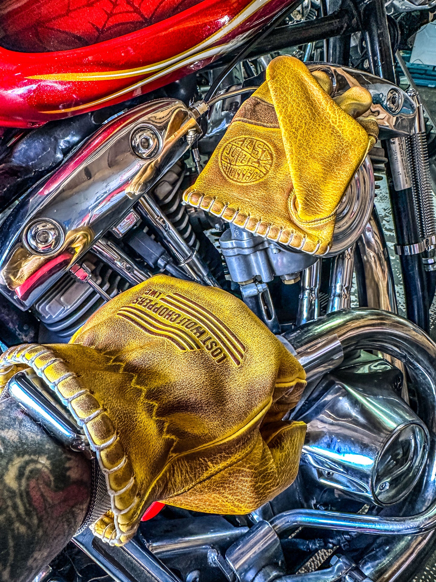 Lost Wolf Choppers Gloves Burnt Yellow